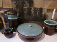 Red wing pottery
